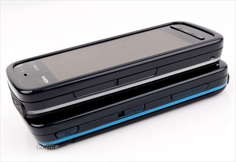 Nokia 5800 Black Silver - новый серебристый цвет Нокиа 5800 серый, белый